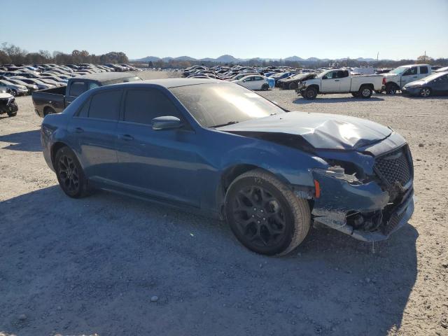 Фото 4 - CHRYSLER 300