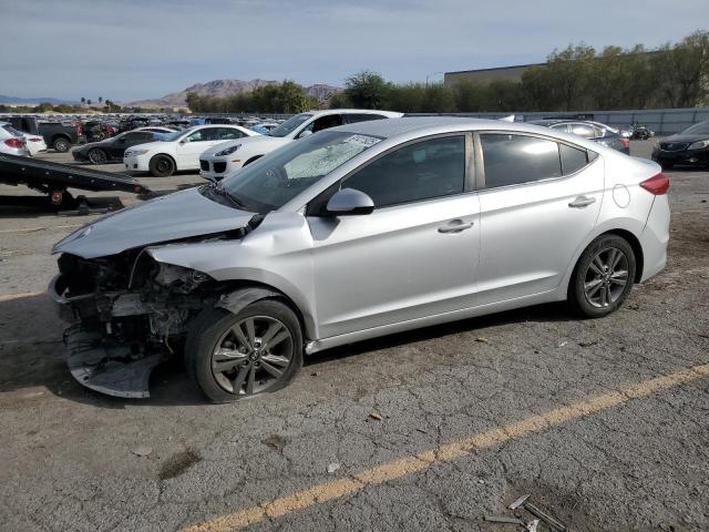 Фото 1 - HYUNDAI ELANTRA