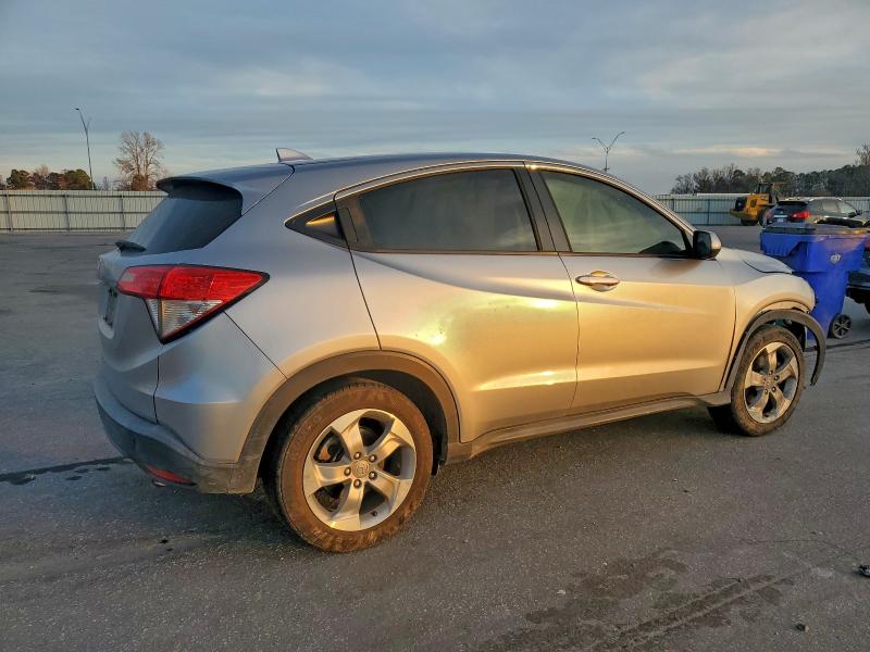 Фото 3 - HONDA HR-V