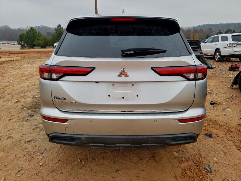 Фото 6 - MITSUBISHI OUTLANDER