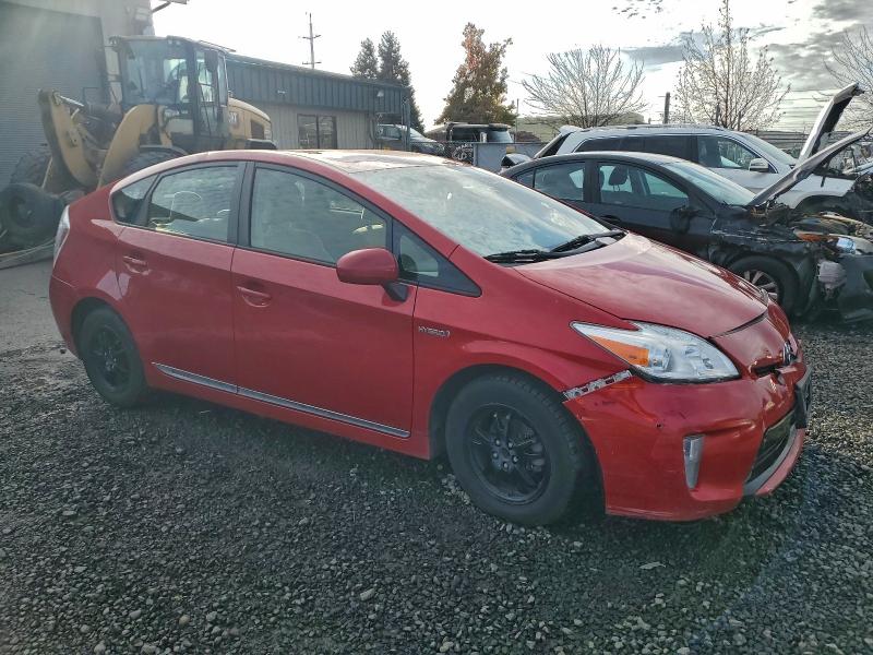 Фото 4 - TOYOTA PRIUS