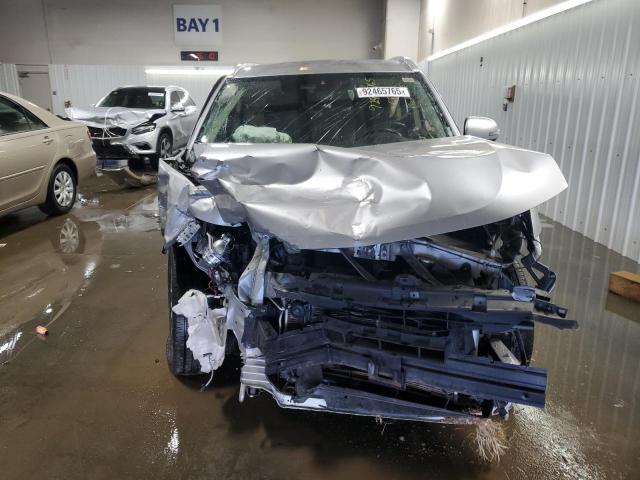 Фото 5 - MITSUBISHI OUTLANDER