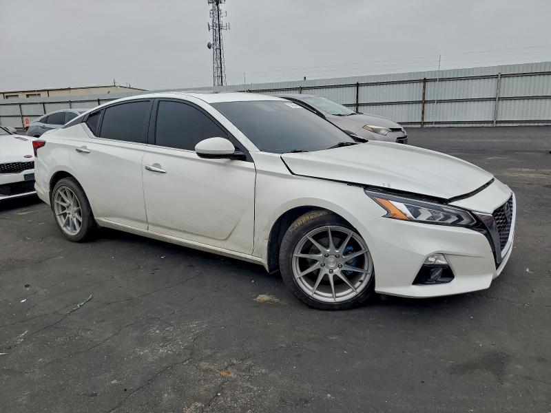 Фото 4 - NISSAN ALTIMA