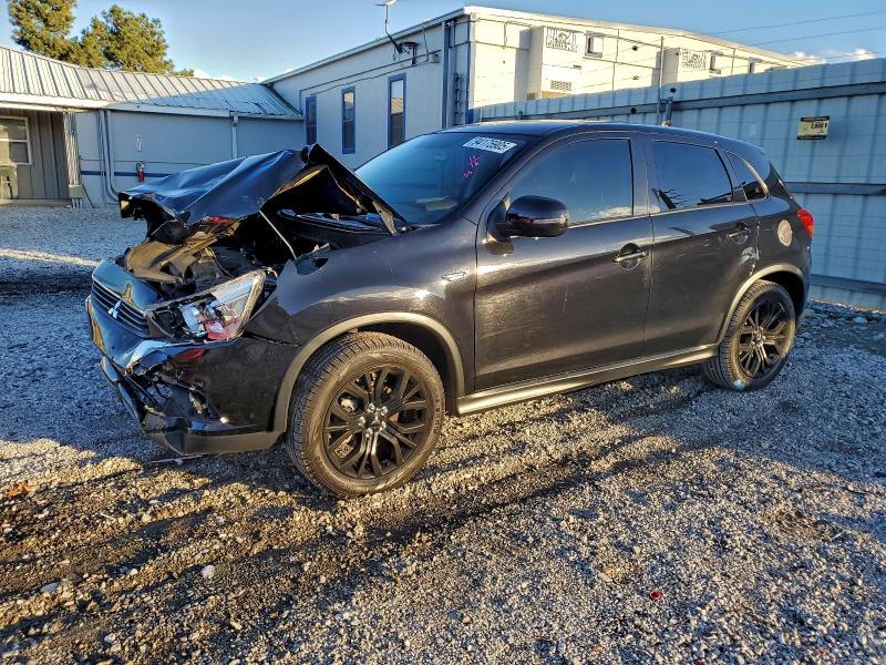 Фото 1 - MITSUBISHI OUTLANDER