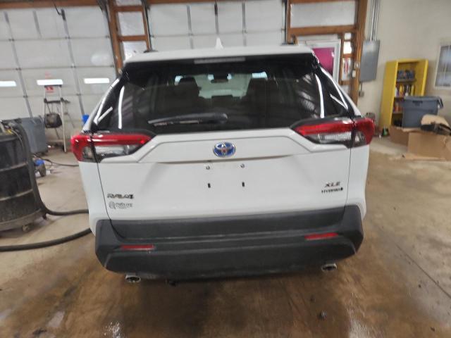 Фото 6 - TOYOTA RAV4