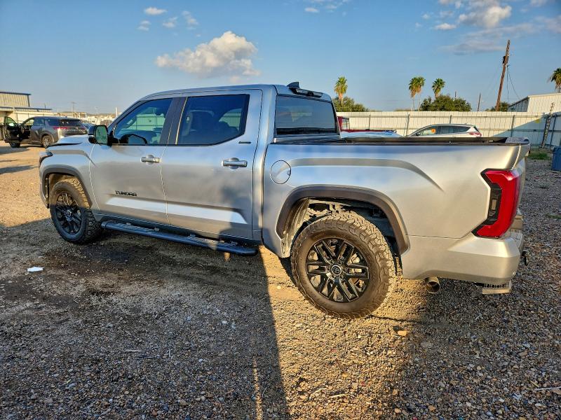 Фото 2 - TOYOTA TUNDRA