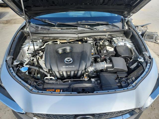 Фото 12 - MAZDA CX30