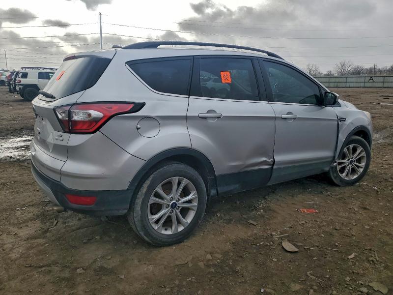 Фото 3 - FORD ESCAPE