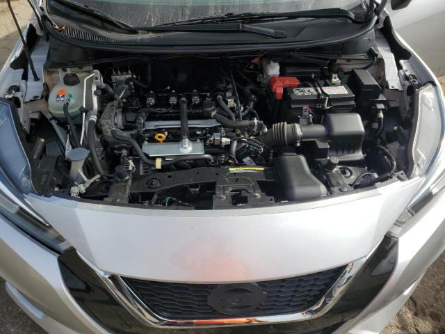 Фото 11 - NISSAN VERSA