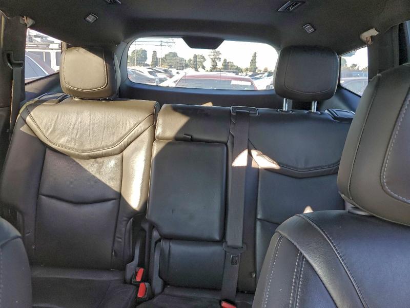 Фото 10 - CADILLAC XT6