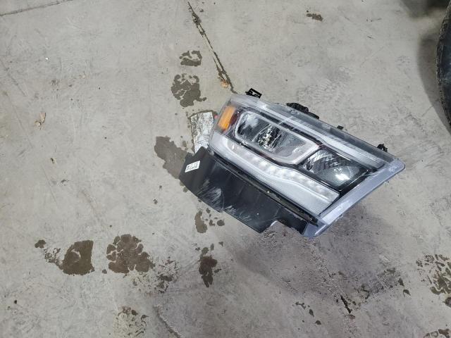 Фото 12 - RAM 1500