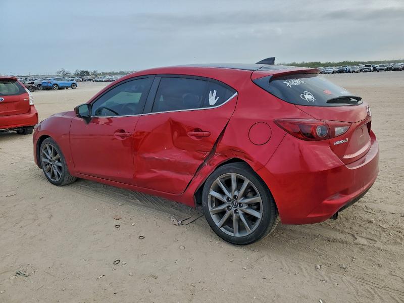 Фото 2 - MAZDA 3