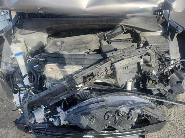 Фото 12 - KIA SORENTO