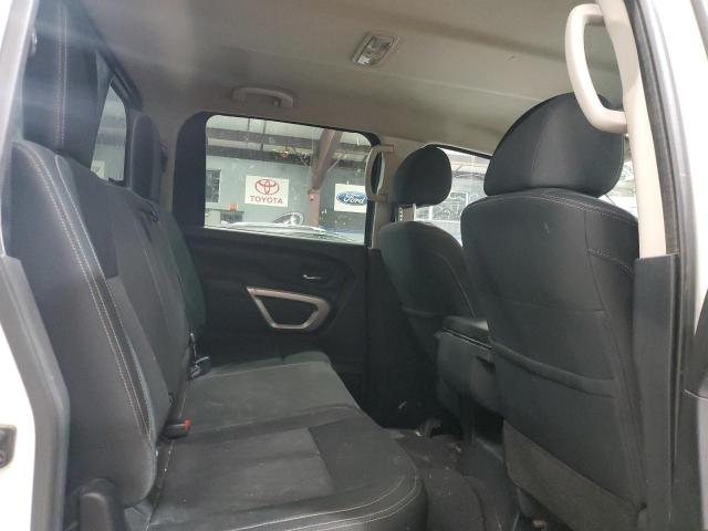 Фото 10 - NISSAN TITAN