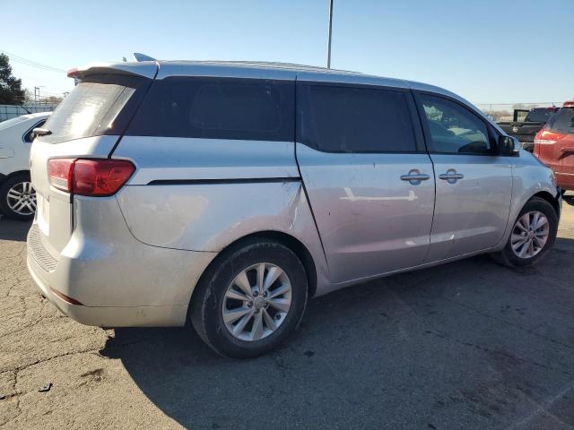 Фото 3 - KIA SEDONA