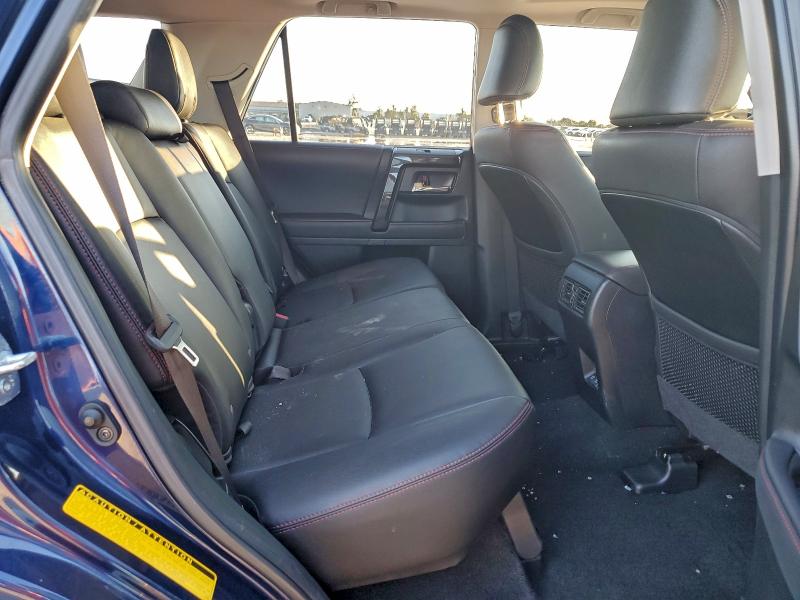 Фото 11 - TOYOTA 4RUNNER