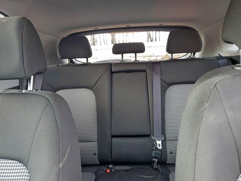 Фото 10 - HYUNDAI KONA