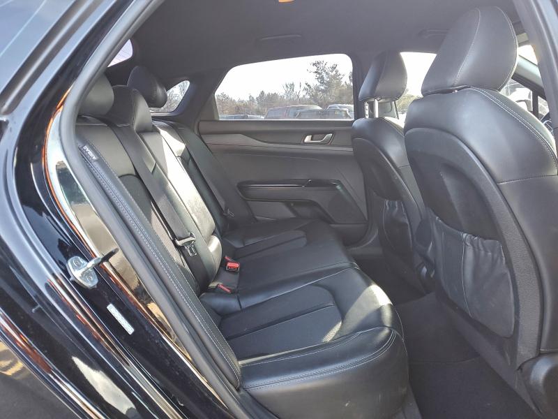 Фото 10 - KIA K5