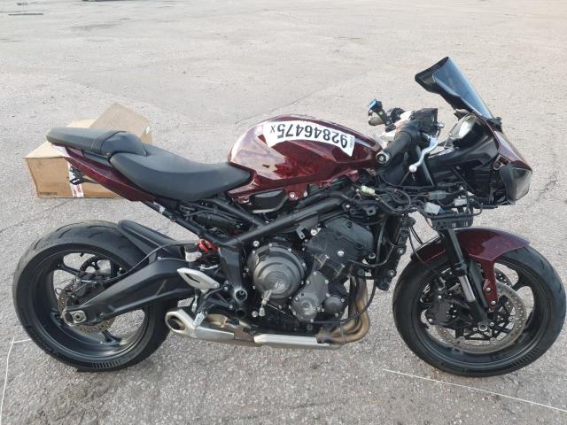 TRIUMPH DAYTONA 66 2025