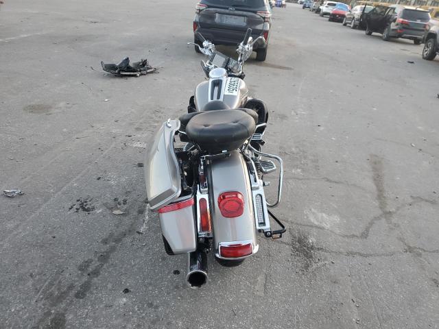 HARLEY-DAVIDSON FL 2017