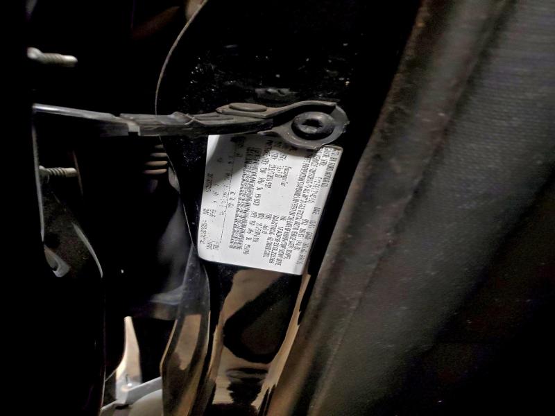 Фото 13 - FORD FOCUS