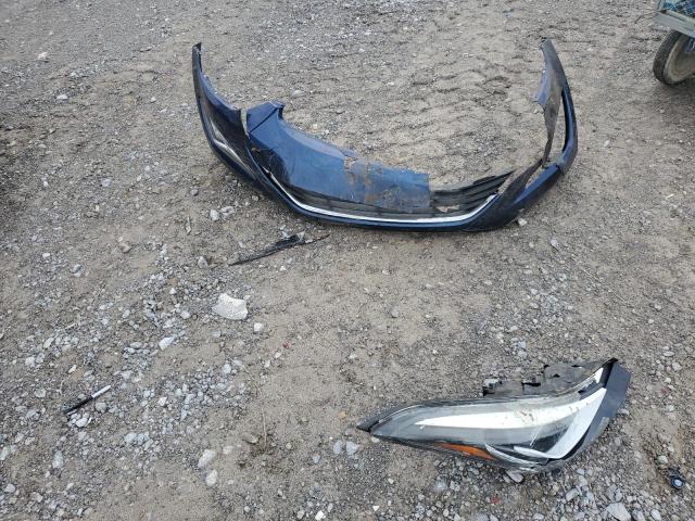 Фото 12 - HYUNDAI ELANTRA