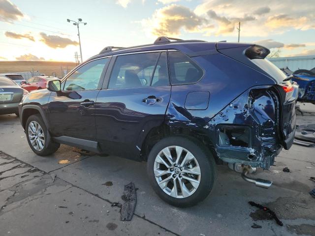 Фото 2 - TOYOTA RAV4