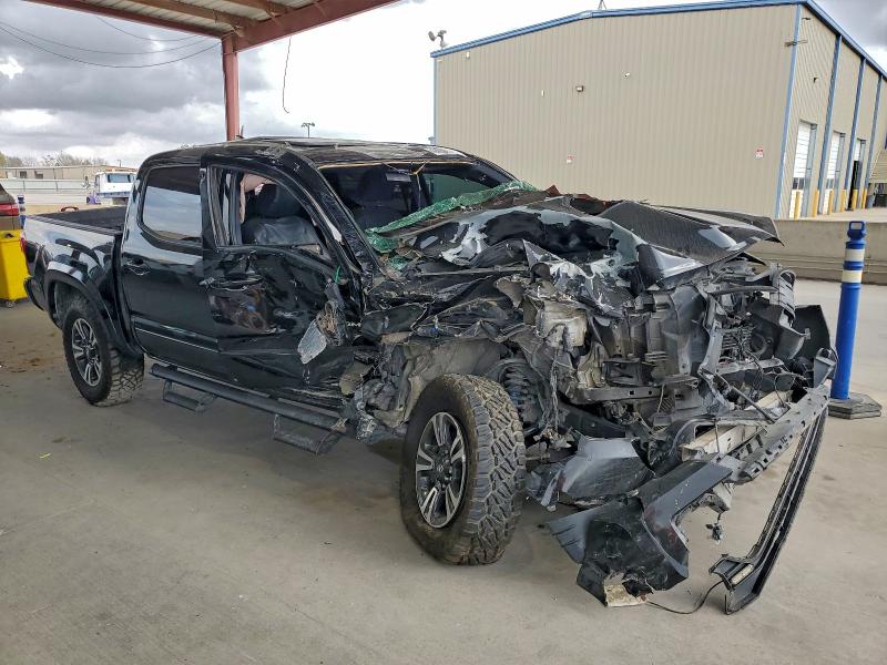 Фото 4 - TOYOTA TACOMA