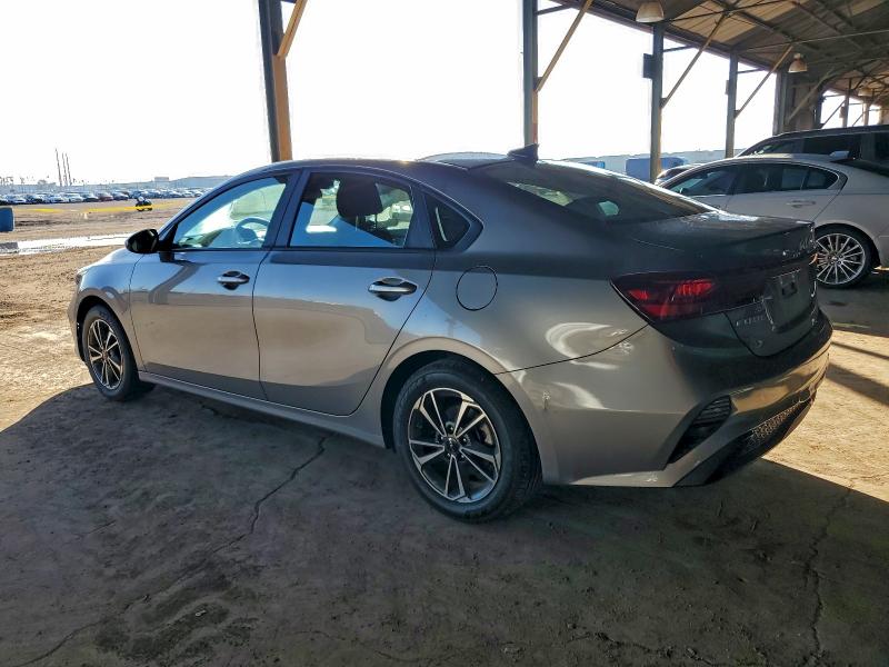 Фото 2 - KIA FORTE