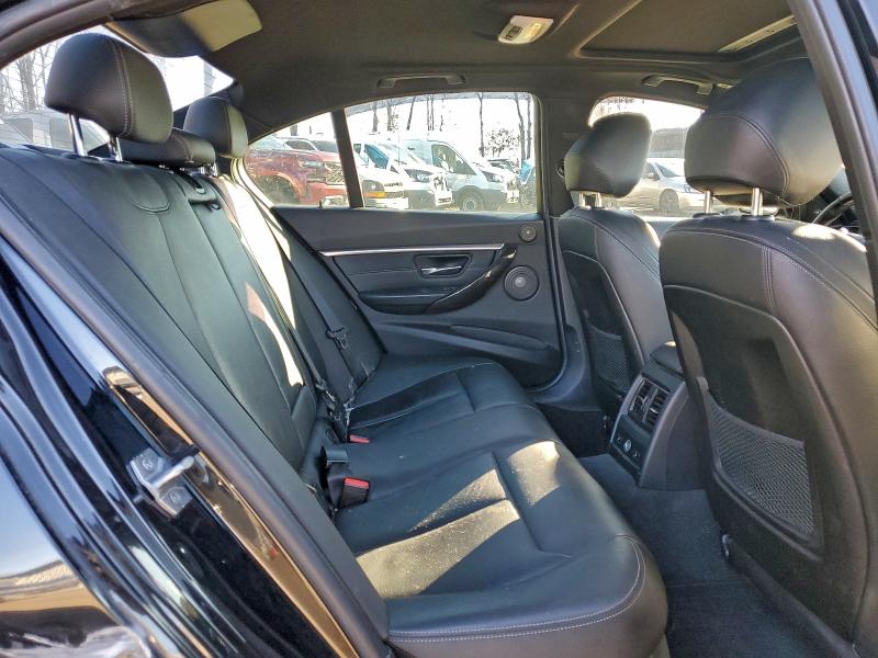 Фото 10 - BMW 3 SERIES