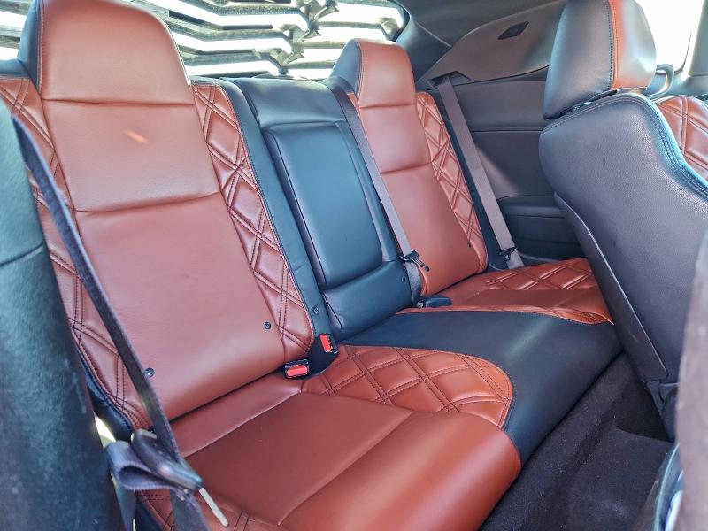 Фото 10 - DODGE CHALLENGER