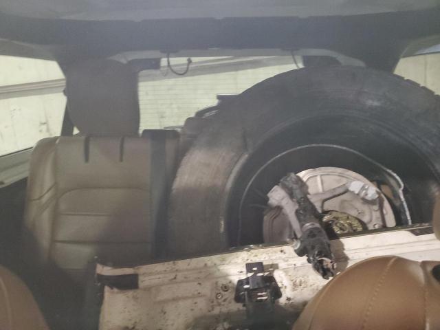 Фото 10 - JEEP WRANGLER