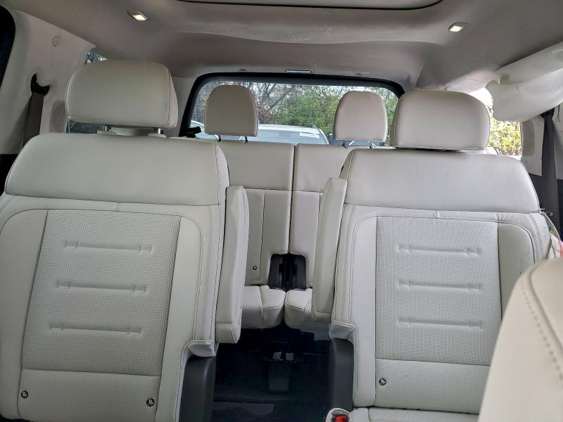 Фото 10 - HYUNDAI SANTA FE