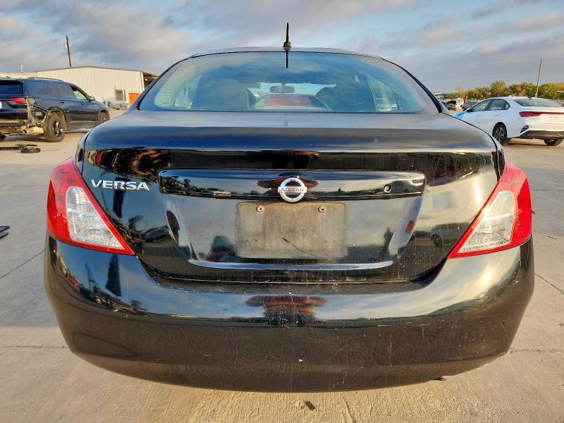 Фото 6 - NISSAN VERSA