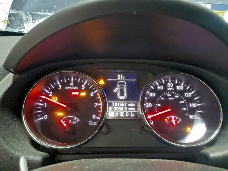 Фото 9 - NISSAN ROGUE