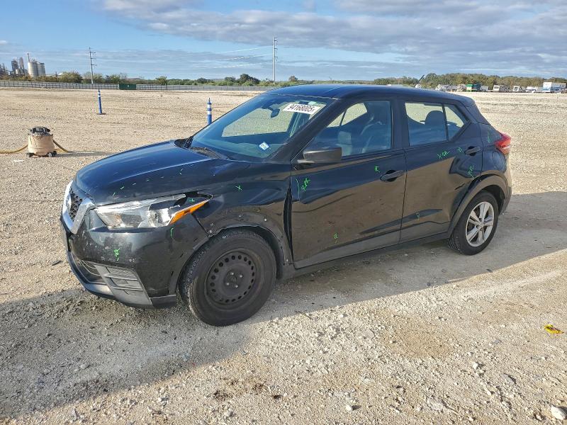 Фото 1 - NISSAN KICKS