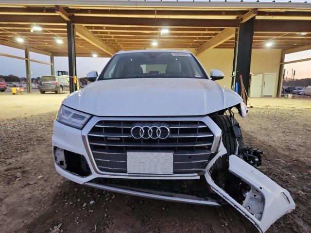 Фото 5 - AUDI Q5