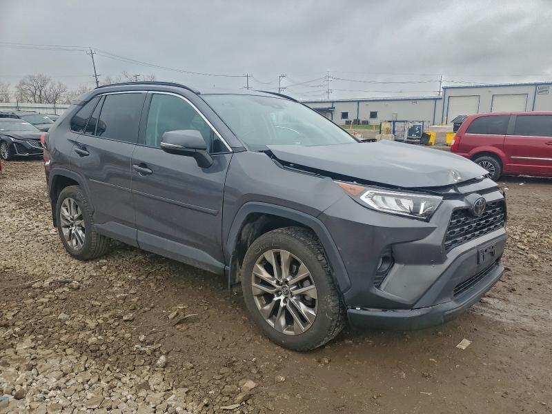 Фото 4 - TOYOTA RAV4