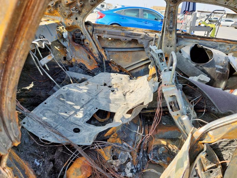 Фото 10 - CHRYSLER 300