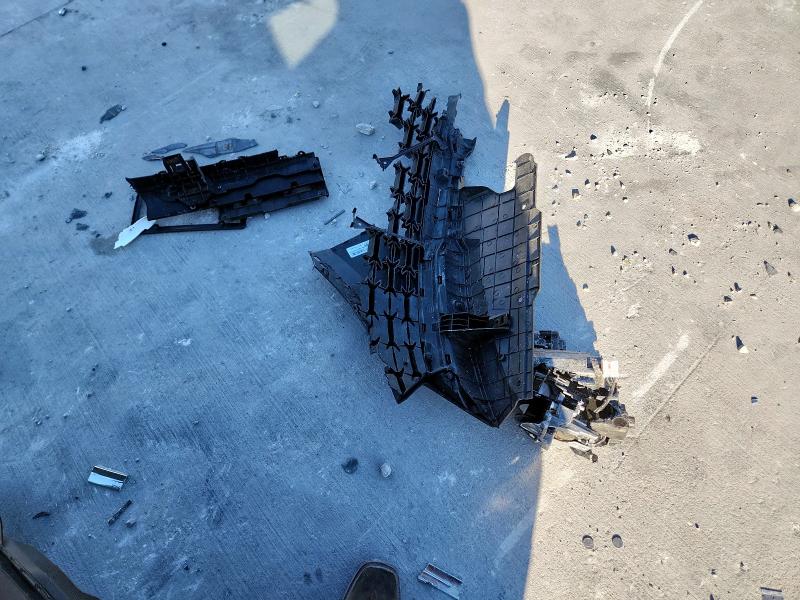 Фото 13 - KIA SPORTAGE X