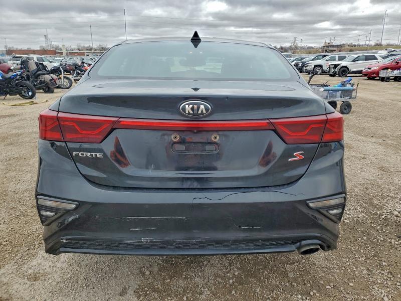 Фото 6 - KIA FORTE