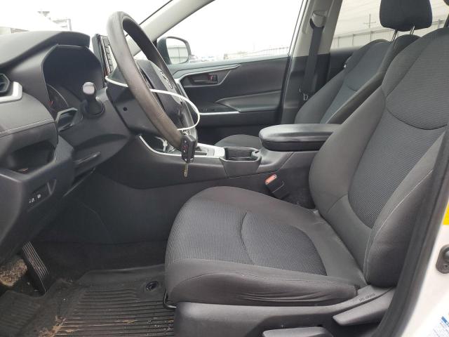 Фото 7 - TOYOTA RAV4