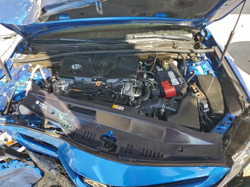 Фото 11 - TOYOTA CAMRY