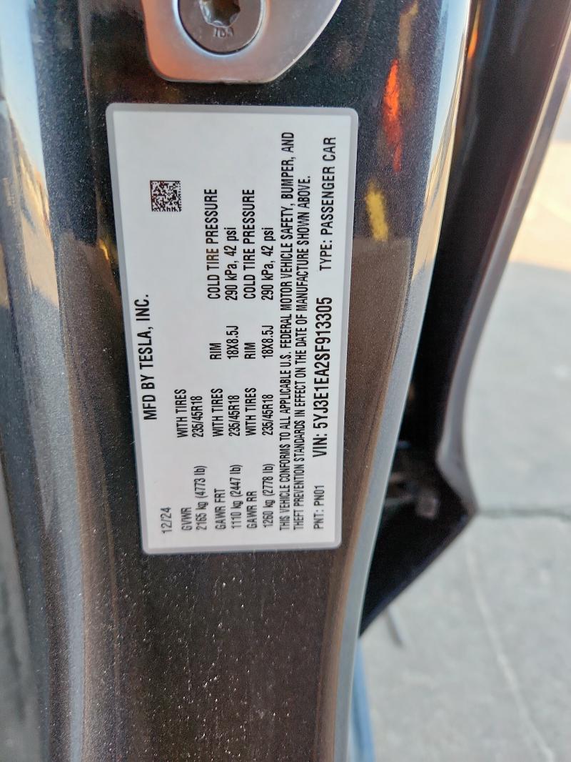 Фото 12 - TESLA MODEL 3