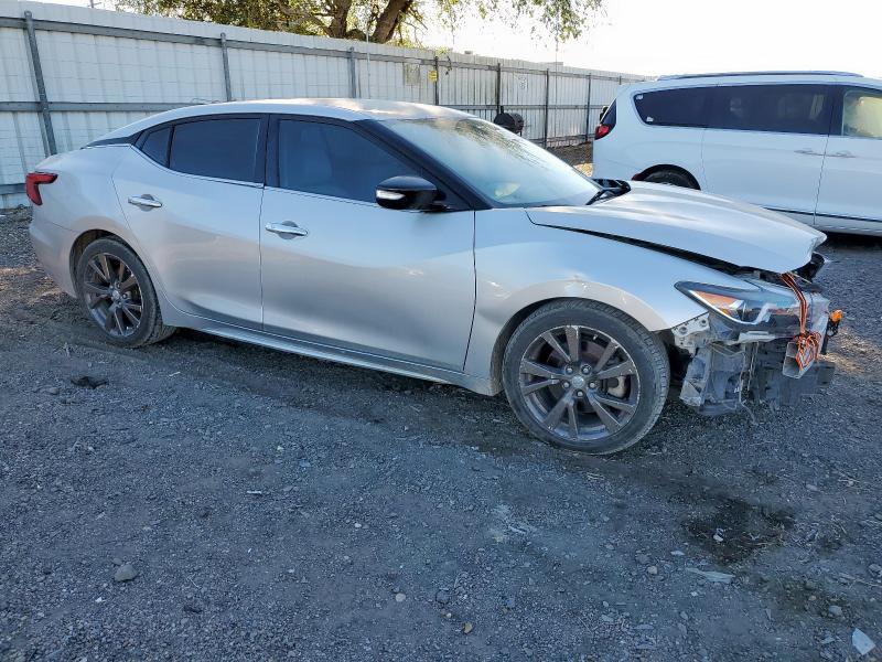 Фото 4 - NISSAN MAXIMA