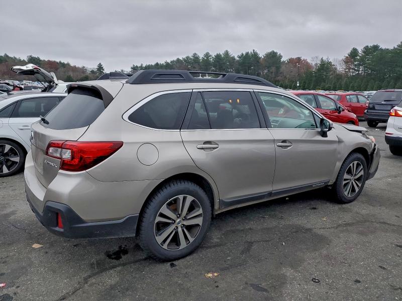 Фото 3 - SUBARU OUTBACK