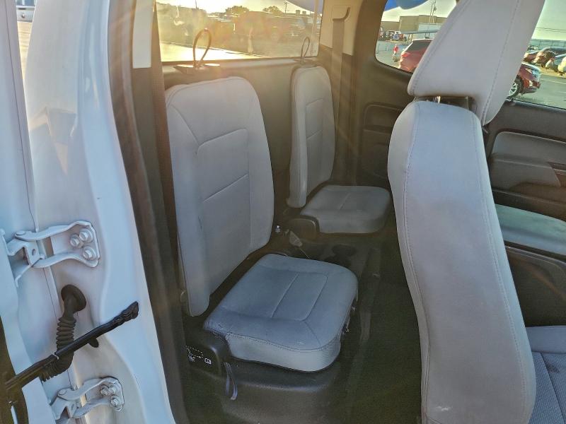 Фото 10 - CHEVROLET COLORADO