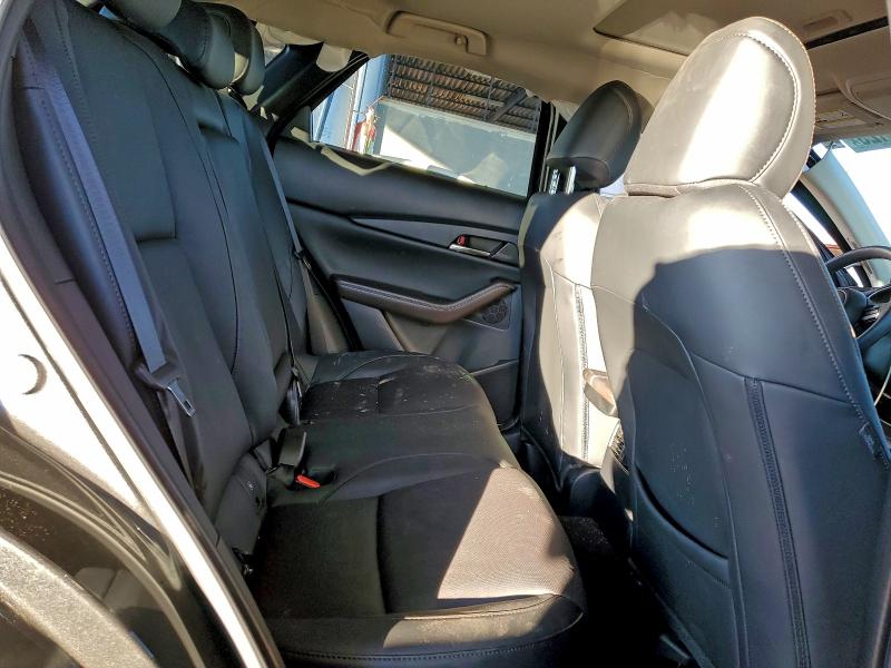 Фото 11 - MAZDA CX30