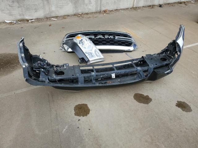 Фото 12 - RAM 1500