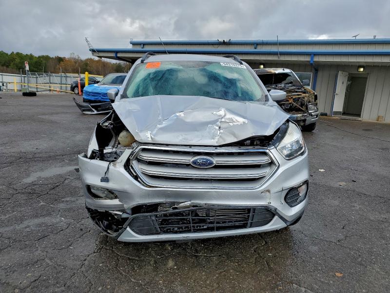 Фото 5 - FORD ESCAPE